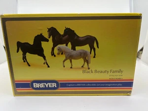 Black Beauty Family Set Duchessa Merrylegs Zenzero Breyer Cavallo Classico con Scatola - Foto 1 di 9