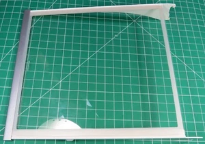 OEM Whirlpool Refrigerator Glass Shelf WPW10709163 for WRF757SDHZ04 - Picture 1 of 2