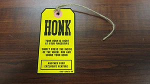 FORD MUSTANG STEERING WHEEL RIM BLOW HORN HONK SWING TAG & STRING - Bild 1 von 2