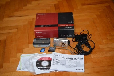 Casio Exilim Zoom EX-Z750 7.2MP Digital Camera Silver W/ Box Works Great SD Card - Image 1 of 4