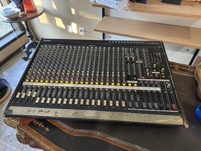 Yamaha MG24/14FX 24-Channel Mixing Console with 14 FX - Image 1 of 4