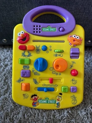 Estación de sonido Sesame Street Elmo and Zoe Giggle juguete Mattel 2000 ¡Funciona muy bien! Foto 1 de 3