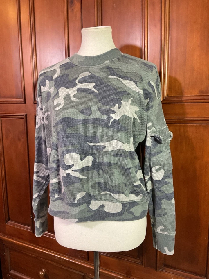 Estilo RD Para Mujer XS Gris Envejecido Camuflaje Recortado Manga Larga Waffle Térmico Usado en Excelente Condición Imagen Foto 1 de 4