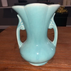 Vintage Shawnee Ceramic Two Handled Mint Green Vase 6” - Picture 1 of 6