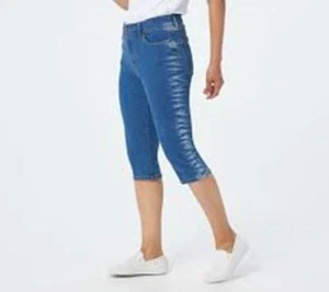 3391 Denim & Co. 5-Pocket Pedal Pusher with Tie-Dye Detailing MEDIUM wash sz 20 - Picture 1 of 1