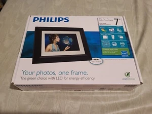 Philips Home Essentials 7 inch LCD Digital Photo Frame New  - Picture 1 of 10