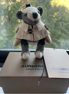 AUTH Burberry Thomas Bear w/t Beige Cape Keychain Charm - Picture 1 of 3