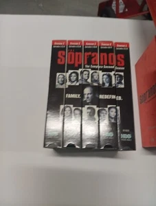 The Sopranos - The Complete Second Season (VHS, 2001, 5-Tape Set) - Imagen 1 de 7