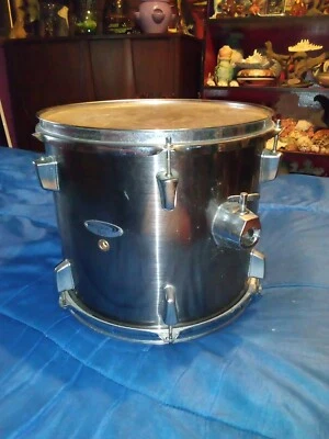 Tambor Tom Percussion Plus 13.5" Ancho" x 12" Alto, Cromo Ahumado  Foto 1 de 4