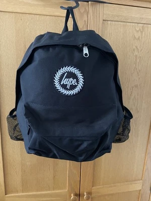 Hype Schulrucksack Rucksack schwarz gebraucht - Bild 1 von 3