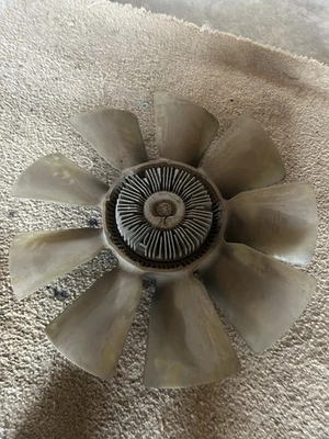 Ventilador y embrague Powerstroke 7,3 Foto 1 de 2