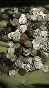 1916-1945 Mercury Dime Lot-4 Mercury Silver Dimes Total! Picking 4 Random Dimes. - Picture 1 of 1