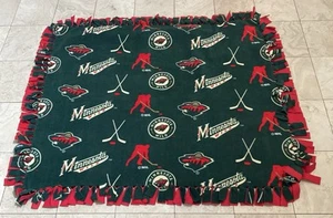 Minnesota Wild NHL Blanket Color Green & Red in Back Size 4x4ft Great condition! - Picture 1 of 1
