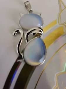 Clear Opal Cat Pendant NEW - Picture 1 of 2