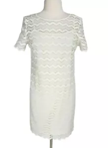 ANN TAYLOR Off White Lace Sheath Mini Dress Crew Neck Short Sleeve Women Size 6 - Picture 1 of 7