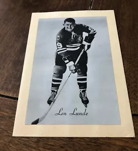 1944-64 Group Two Bee Hive Len Lunde Chicago Black Hawks - Picture 1 of 2