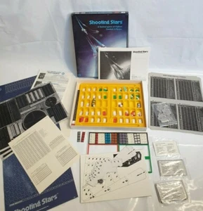 Shooting Stars - 1980 - Yaquinto #2514 - Used - Board/Tabletop Game - Picture 1 of 6