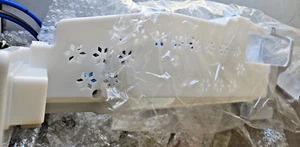 DA82-02870A - CASE Water Filter (AW3) - Photo 1/4