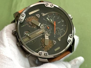 Diesel DZ7332 Mr Daddy 2.0 Cronógrafo Cuero Marrón Esfera Negra Reloj de Cuarzo para Hombres - Imagen 1 de 18