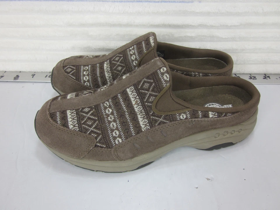 EASY SPIRIT TRAVELTIME WOMEN 6.5M LEATHER Textile Mules Southwest Design Comfort - Image 1 of 4