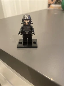LEGO Agent Alexandr Kallus With Helmet Figure Set 75083 Star Wars Rebel - Picture 1 of 4