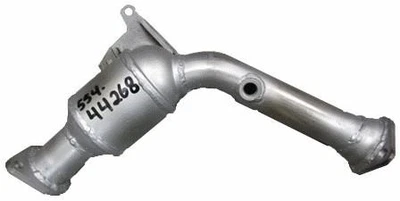 Catalytic Converter Fits 2006 2007 Ford Five Hundred - Image 1 of 2