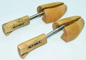 Cedar Shoe Tree set by Kiwi - adjustable for 11-13" long x 3.37-4" wide - Picture 1 of 3