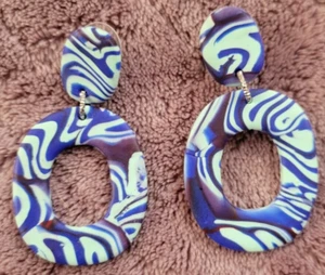 Women's Blue Zebra Style Round Oval Dangle Earrings - Picture 1 of 2