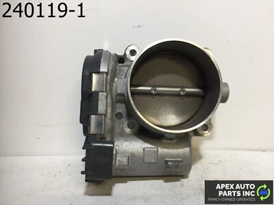 Chrysler 300 2016 fabricante de equipos originales carrocería del acelerador XAUIS Foto 1 de 4