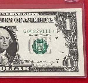 1969 STAR NOTE $1 DOLLAR BILL ( CHICAGO G ) UNCIRCULATED - Picture 1 of 3