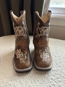 SHYANNE LITTLE GIRLS' LITTLE BITTY LASY WESTERN BOOTS - BROAD SQUARE TOE SIZE 5 - Picture 1 of 5