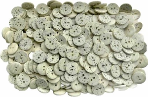 Buttons 18mm 28L Light Natural Cream Stone Marbled Natural Effect 2 Hole (S144A) - Picture 1 of 24