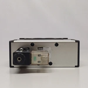 NEW PARKER DX2-621-711 Valve 12152201 FRANCE - Picture 1 of 10