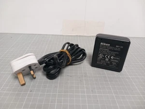 NIKON MH-53 LITHIUM ion Camera Battery charger and Power Lead UK SELLER Photo - Picture 1 of 6