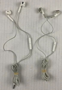 2 Pair Genuine OEM Apple Wired Stereo Earphones Remote 3.5mm iPod iPhone 3 4 5 6 - Picture 1 of 4