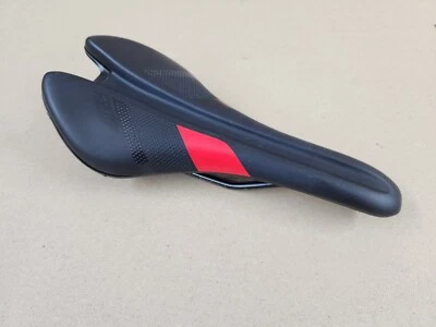 Giant Contact Forward Saddle - Image 1 of 4