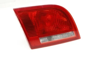 Luz trasera izquierda para conductor AUDI A3 S-Line 2006-2008 montada en tapa 8P4945093C 8P - Imagen 1 de 2