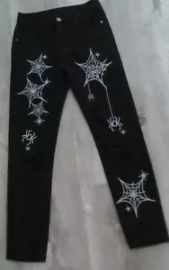 Jeans negros Executive Standard 2017 con estampado de arañas negras y tela para mujer talla 28 gótico - Imagen 1 de 8