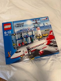 LEGO CITY: Airport (3182)