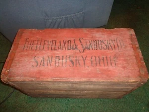 VERY RARE ANTIQUE CLEVELAND-SANDUSKY BREWING CO. BEER PROHIBITION WOOD CRATE BOX - Picture 1 of 6