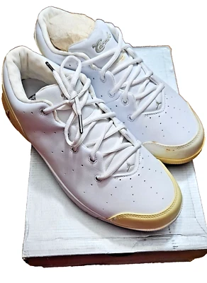 Hombres Talla 9.5 - Jordan Carmelo 1.5 Bajo Blanco Metálico Plateado con decoloración Foto 1 de 4