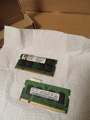 HP P/N 1 GB & 2 GB SODIMM Memory Cards - Image 1 of 2