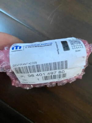 PEUGEOT 2008  3 button Key Fob  9840149780 New Genuine - Image 1 of 3