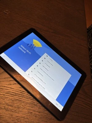 Insignia Android Tablet Model Ns-p10a7100 - Image 1 of 3