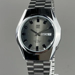 Reloj para hombre CTIZEN FREE WAY 37 mm cuarzo esfera plateada correa SS 5500-A85283 - Imagen 1 de 22