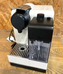 Nespresso F511 Capsule Espresso Maker Machine Lattissima Touch White Tested 100V - Picture 1 of 9