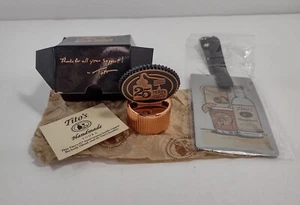 Titos Vodka Metal Luggage Tag & 25 Year Anniversary Wine Bottle Stopper  - Picture 1 of 7