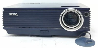 BenQ Projector DVI VGA with 922 Lamp Hours Used MP721C - Image 1 of 4