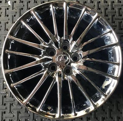 Llanta Lexus LS460 2010-2012 R19 19x8 20 radios aleación OEM 1546 usada Foto 1 de 4