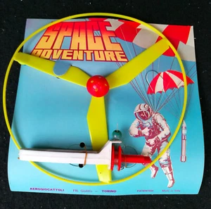AEROGIOCATTOLI Giocattolo Volante SPACE ADVENTURE Made in Italy anni 70 vintage - Foto 1 di 1